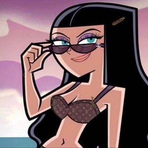 Meet your Posher, Breana